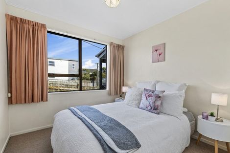 Photo of property in 101 Beazley Avenue, Paparangi, Wellington, 6037