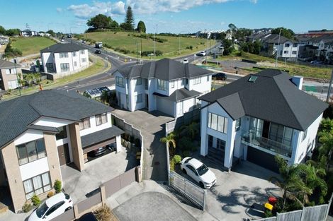 Photo of property in 109 Medallion Drive, Oteha, Auckland, 0632