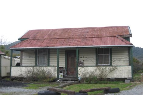 Photo of property in 3 Pitt Street Extension, Runanga, 7803