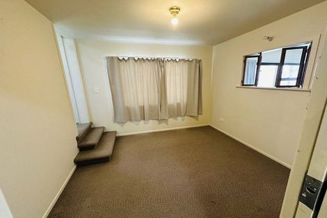 Photo of property in 4 Brian Crescent, Stanmore Bay, Whangaparaoa, 0932