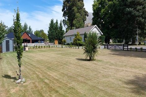 Photo of property in 7 Hart Place, Lake Coleridge, 7572