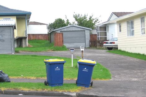 Photo of property in 2/69 Luanda Drive, Ranui, Auckland, 0612