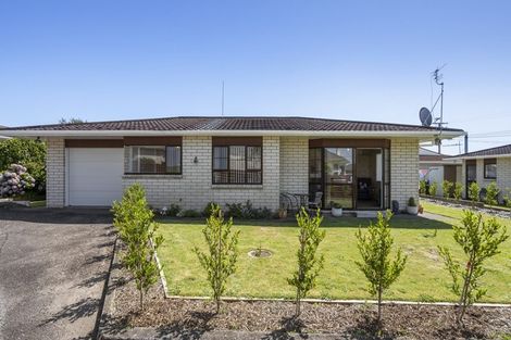 Photo of property in 3 Webster Street, Westown, New Plymouth, 4310