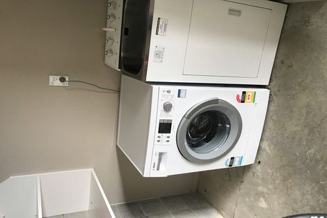 Photo of property in 37 Meadowcroft Grove, Johnsonville, Wellington, 6037