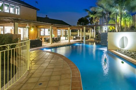 Photo of property in 35 Isobel Road, Greenhithe, Auckland, 0632