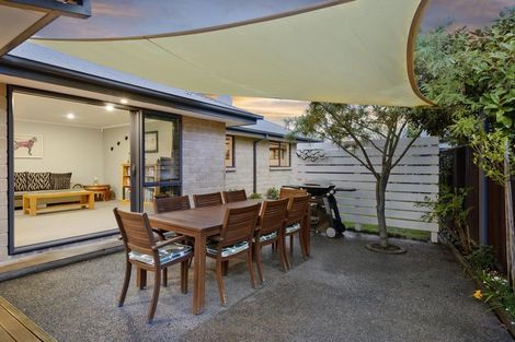 Photo of property in 15 Six Silvers Avenue, Halswell, Christchurch, 8025