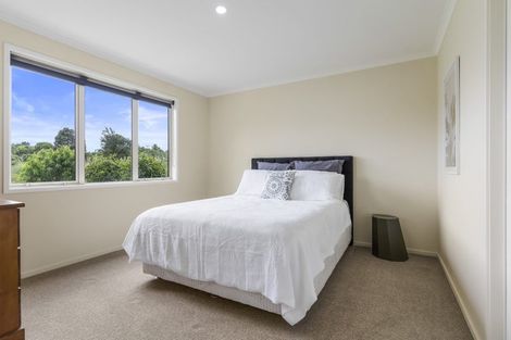 Photo of property in 100 Estuary View, Whangamata, 3620
