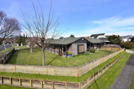 Photo of property in 34 Madill Road, St Andrews, Hamilton, 3200