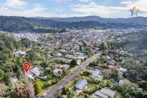 Photo of property in 110 Manuka Street, Stokes Valley, Lower Hutt, 5019