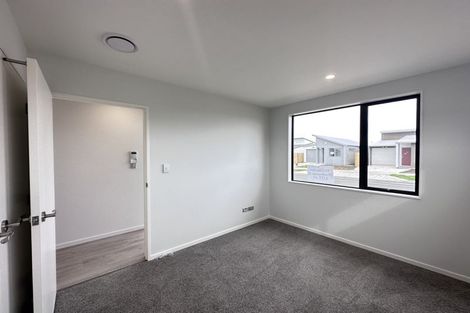 Photo of property in 10 Clayden Shuttleworth Street, Papakura, 2110