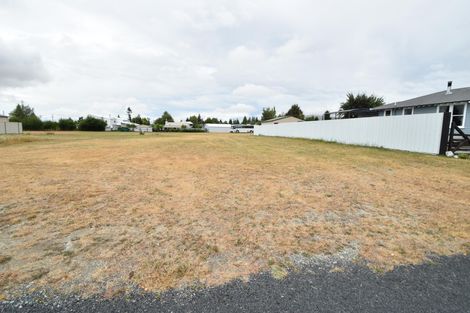 Photo of property in 21 Totara Drive, Twizel, 7901