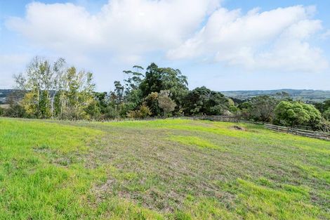 Photo of property in 83 Pipitiwai Drive, Helensville, Kaukapakapa, 0871