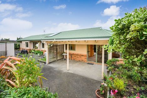 Photo of property in 7 Logan Grove, Feilding, 4702