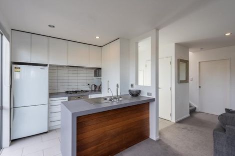 Photo of property in 4/122 Miramar Avenue, Miramar, Wellington, 6022