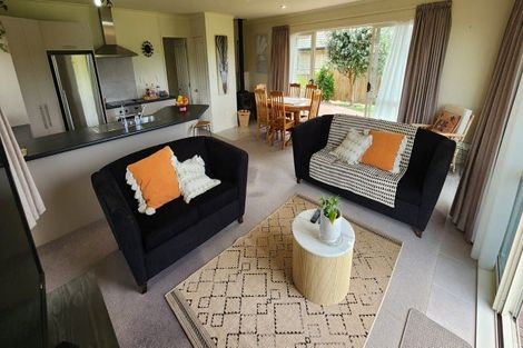 Photo of property in 29 Edgewater Grove, Whakatane, 3120