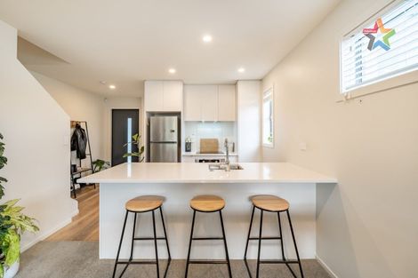 Photo of property in 9 Mcgrath Way, Taita, Lower Hutt, 5011