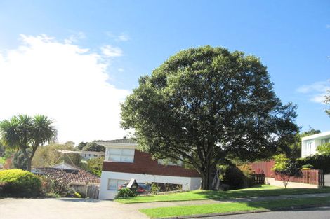 Photo of property in 2/11 Charles Dickens Drive, Mellons Bay, Auckland, 2014