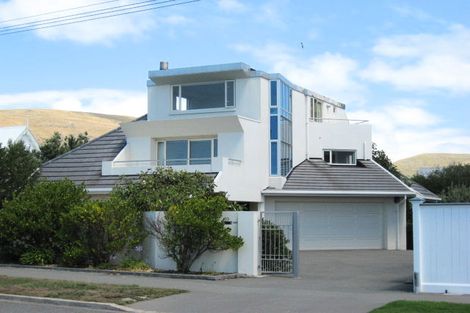 Photo of property in 70 Esplanade, Sumner, Christchurch, 8081