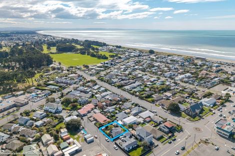Photo of property in 9 Convoy Street, New Brighton, Christchurch, 8083