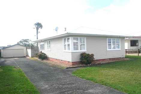 Photo of property in 34 Woodford Avenue, Henderson, Auckland, 0610