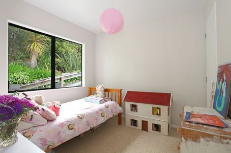 Photo of property in 38 Main Road, Raglan, 3225