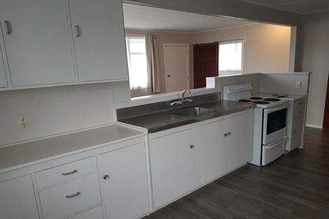 Photo of property in 219 Balmoral Drive, Tokoroa, 3420