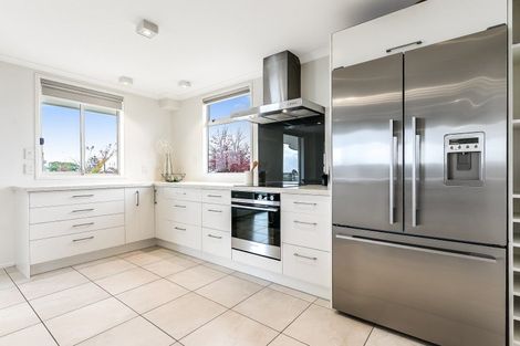 Photo of property in 40d Thackeray Street, Hamilton Lake, Hamilton, 3204