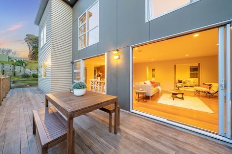 Photo of property in 25 Renown Road, Raumati South, Paraparaumu, 5032