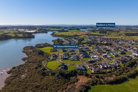 Photo of property in 34 Tahuna Minhinnick Drive, Glenbrook, 2681