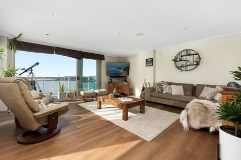 Photo of property in 15/72e Devonport Road, Tauranga, 3110