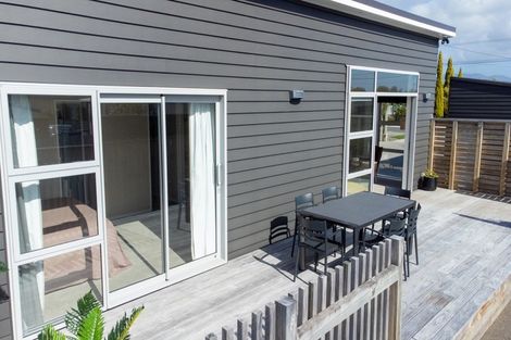 Photo of property in 15a Esther Street, Martinborough, 5711