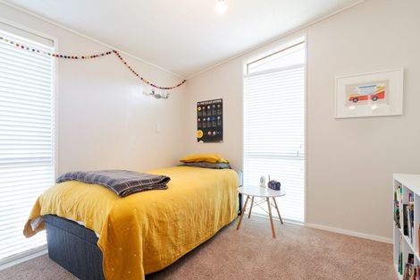 Photo of property in 8 Ewan Place, Taradale, Napier, 4112