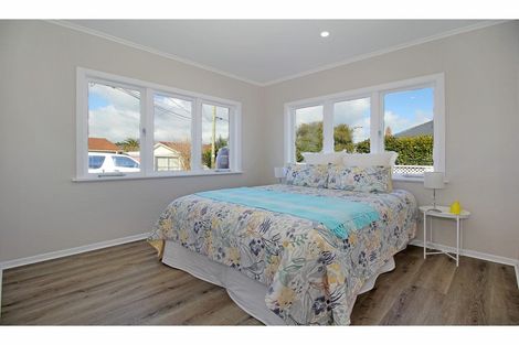 Photo of property in 1/19 Russell Road, Manurewa, Auckland, 2102