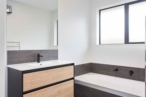 Photo of property in 14 Croydon Street, Woodend, 7610