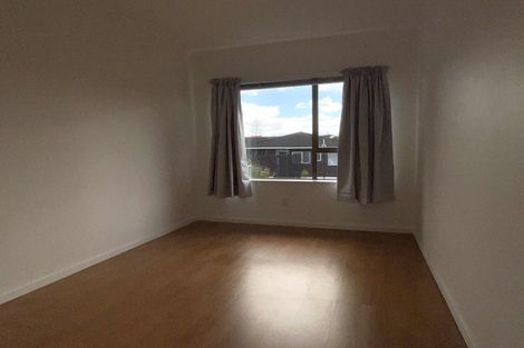 Photo of property in 1/29 Rapallo Place, Farm Cove, Auckland, 2012