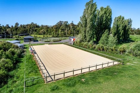 Photo of property in 2080 Elsthorpe Road, Elsthorpe, Havelock North, 4295