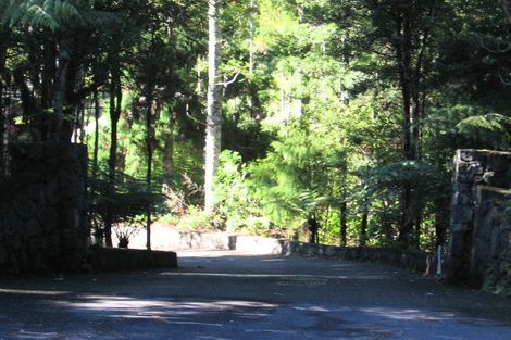 Photo of property in 195 Konini Road, Titirangi, Auckland, 0604