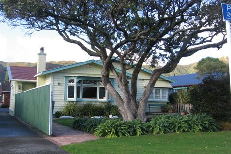 Photo of property in 14 Cressy Street, Waterloo, Lower Hutt, 5011