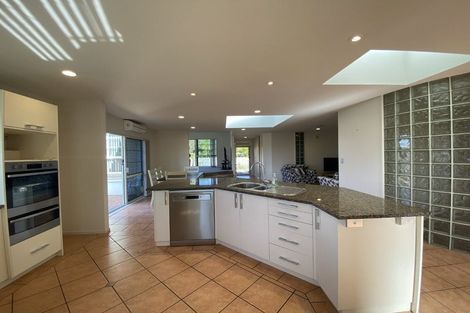 Photo of property in 18 Waru Nui Court, Orewa, 0931