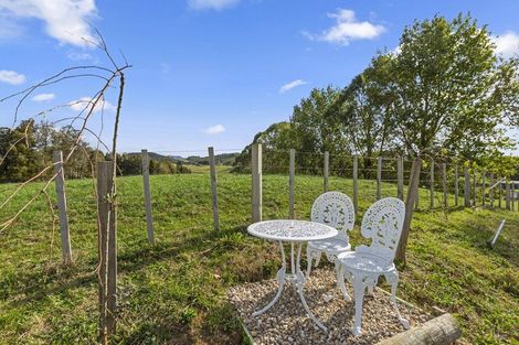 Photo of property in 24 Wrights Road, Raglan, 3295