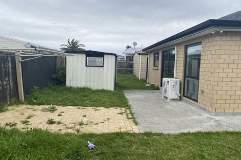 Photo of property in 1/25 Kennington Drive, Clendon Park, Auckland, 2103