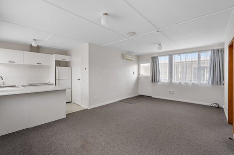 Photo of property in 122f Argyle Street, Mosgiel, 9024