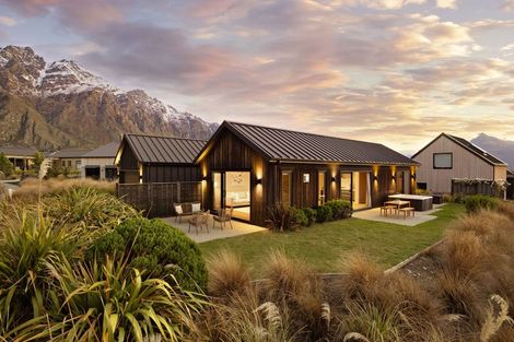 Photo of property in 17 Kerrera Lane, Jacks Point, Queenstown, 9371