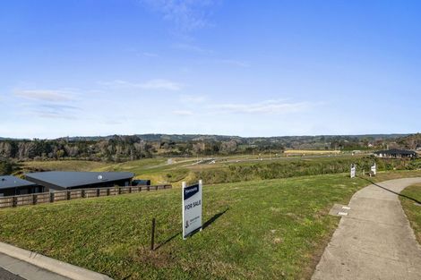 Photo of property in 18 Oyster Place, Omokoroa, 3114