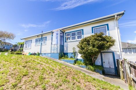 Photo of property in 9 Anthony Street, Tawa, Wellington, 5028