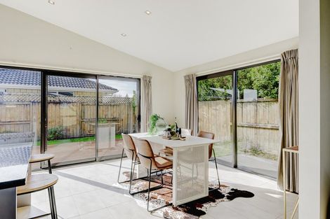 Photo of property in 15 Chadwick Place, Rototuna North, Hamilton, 3210