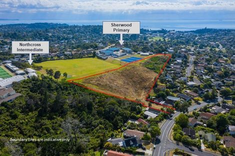 Photo of property in 85 John Downs Drive, Browns Bay, Auckland, 0630