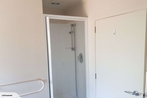 Photo of property in 17 Pluto Place, Beach Haven, Auckland, 0626