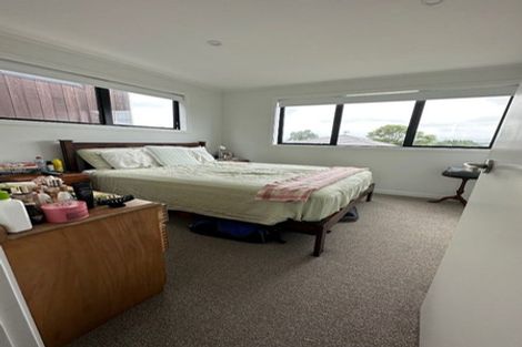 Photo of property in 9/8 James Laurie Street, Henderson, Auckland, 0612