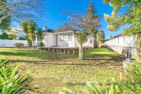 Photo of property in 15 Livingstone Avenue, Nawton, Hamilton, 3200